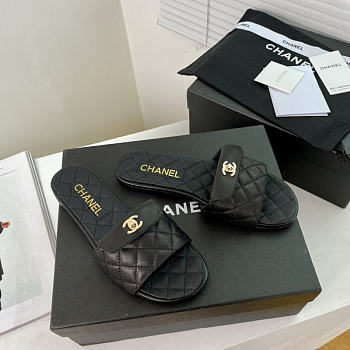 Chanel Shoes 07