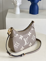 Louis Vuitton LV Bagatelle Monogram Empreinte Leather Beige M46091 Size 22 x 14 x 9 cm - 3