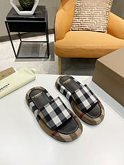 Burberry Shoes - 1