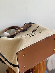 Burberry Handbag Size 40 x 20 x 39 cm - 4