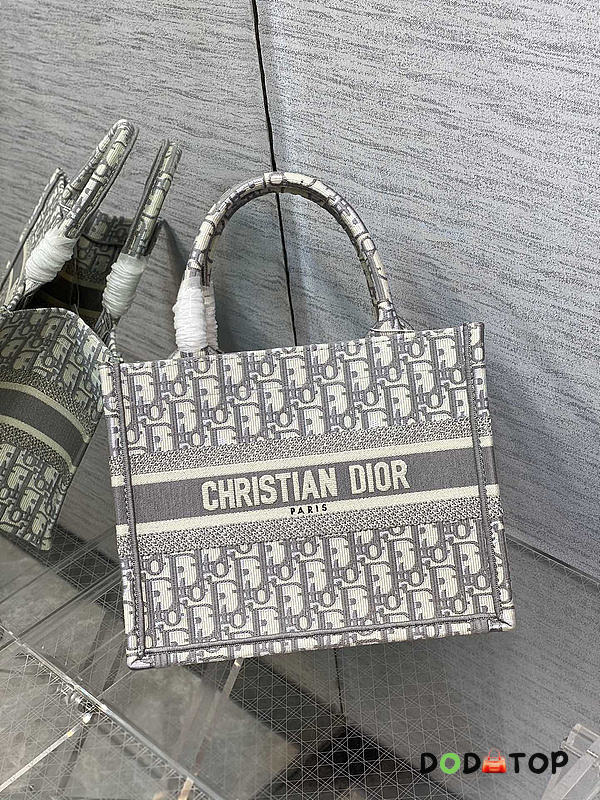 Dior Tote Bag Classic Embroidery Gray Size 26 x 8 x 22 cm - 1