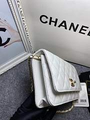 Chanel Woc White Size 19 cm - 2