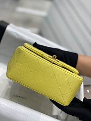 Chanel Flap Bag Size 17 cm - 2