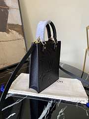 Louis Vuitton Petit Sac Plat Bag Size 14x17x5 cm - 3