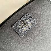 Louis Vuitton Petit Sac Plat Bag Size 14x17x5 cm - 6