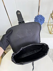 Louis Vuitton LV Saumur Backpack Size 27-42-13 cm - 4
