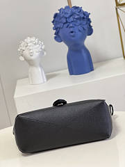 Louis Vuitton LV Saumur Messenger Size 36-23-11 cm - 3
