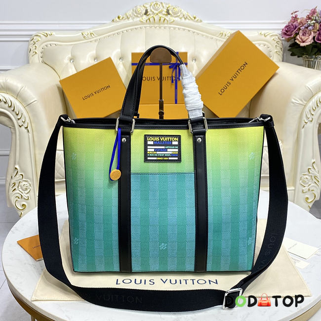 Louis Vuitton LV WKD TOTE PM Size 37 x 29 x 13 cm - 1