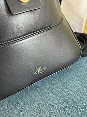 Valentino Chain Bag Black Size 28 x 22 x 8 cm - 2