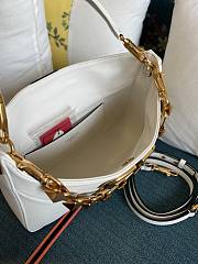 Valentino Chain Bag White Size 28 x 22 x 8 cm - 2
