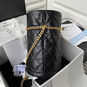 Chanel Bucket Bag Black Size 23 x 23 x 16 cm - 3