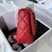 Chanel Small Flap Bag Red Size 16 x 22 x 7 cm - 3