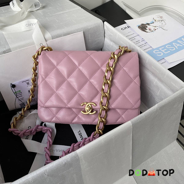 Chanel Small Flap Bag Pink Size 16 x 22 x 7 cm - 1
