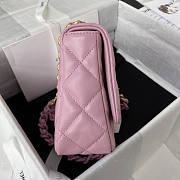 Chanel Small Flap Bag Pink Size 16 x 22 x 7 cm - 2