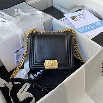 Chanel Mini Boy Chanel Handbag Black Size 16 x 18 x 8.5 cm