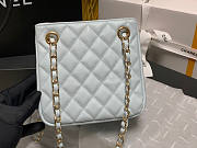 Chanel Bucket Bag White Size 17 x 15 x 9 cm - 2