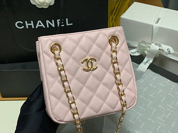 Chanel Bucket Bag Pink Size 17 x 15 x 9 cm