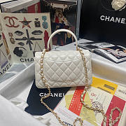 Chanel Mini Flap Bag With Top Handle White Size 13 x 20 x 9 cm - 3