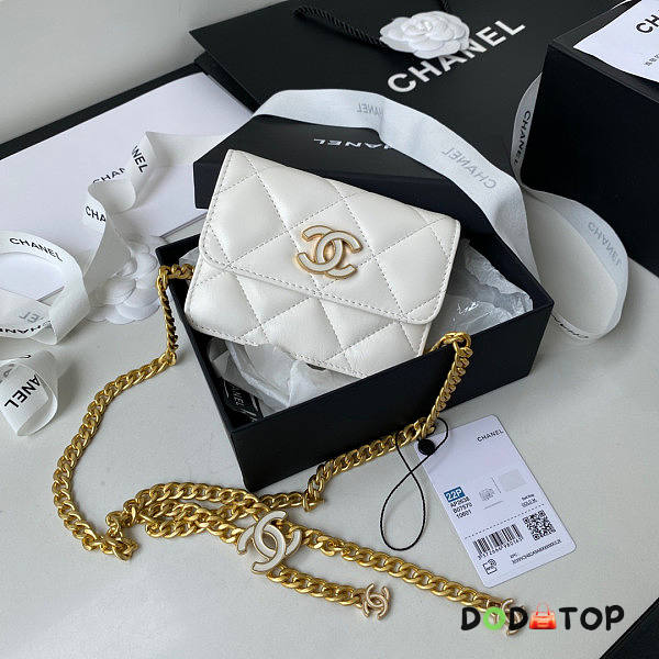 Chanel Clutch With Chain White Size 11 x 15.5 x 4.5 cm - 1