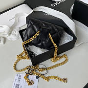 Chanel Clutch With Chain Black Size 11 x 15.5 x 4.5 cm - 4