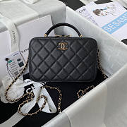 Chanel Vanity Case Black Size 18.5 x 12.5 x 6 cm - 1