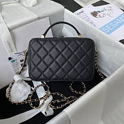 Chanel Vanity Case Black Size 18.5 x 12.5 x 6 cm - 6