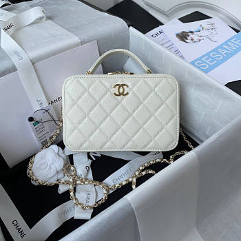 Chanel Vanity Case White Size 18.5 x 12.5 x 6 cm