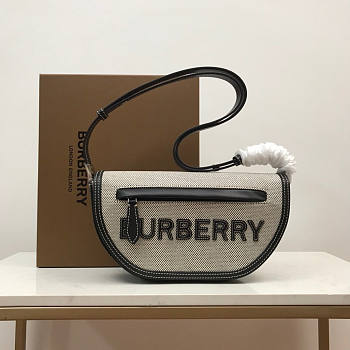 Burberry Small Olympia Bag 01 Size 26 x 5.5 x 15 cm