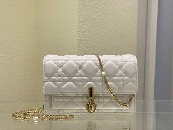 Dior Lady Dior Chain Pouch White Size 19.5 x 12.5 x 5 cm