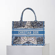 Dior Book Tote 01 Size 36.5 x 28 x 17.5 cm - 1