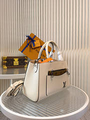 Louis Vuitton Marelle Tote BB 02 Size 25 x 17 x 11 cm - 5