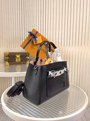 Louis Vuitton Marelle Tote BB 03 Size 25 x 17 x 11 cm - 2