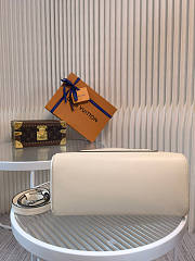 Louis Vuitton Marelle Tote MM 01 Size 30 x 21 x 13 cm - 3