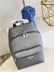 Louis Vuitton LV Discovery Backpack PM Size 37 x 40 x 20 cm - 4