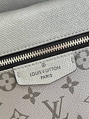 Louis Vuitton LV Discovery Backpack PM Size 37 x 40 x 20 cm - 2