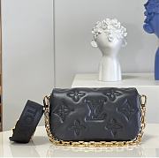 Louis Vuitton LV Wallet On Strap Bubblegram Black Size 20 x 12 x 6 cm - 1
