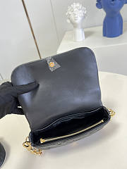 Louis Vuitton LV Wallet On Strap Bubblegram Black Size 20 x 12 x 6 cm - 6