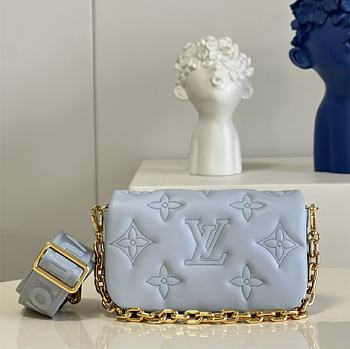 Louis Vuitton LV Wallet On Strap Bubblegram Blue Size 20 x 12 x 6 cm