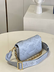 Louis Vuitton LV Wallet On Strap Bubblegram Blue Size 20 x 12 x 6 cm - 3