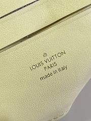 Louis Vuitton LV Wallet On Strap Bubblegram Yellow Size 20 x 12 x 6 cm - 2