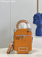 Louis Vuitton Vertical Box Trunk Size 15.5 x 22 x 7.5 cm - 6