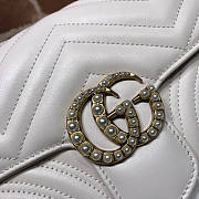 Gucci GG Marmont Pearl Chain Belt Bag White Size 17 x 22 x 10 cm - 2