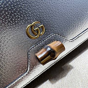 Gucci Diana Mini Bag With Bamboo Size 19 x 11 x 5 cm - 2