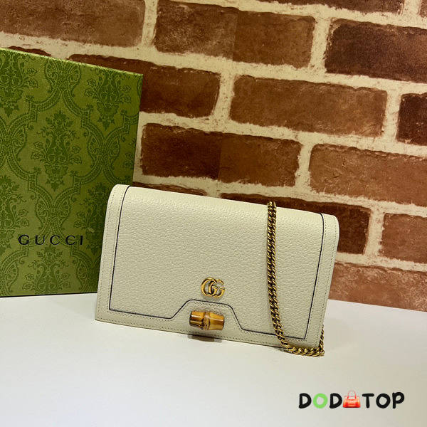 Gucci Diana Mini Bag With Bamboo White Size 19 x 11 x 5 cm - 1