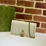 Gucci Diana Mini Bag With Bamboo White Size 19 x 11 x 5 cm - 1