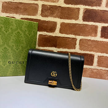 Gucci Diana Mini Bag With Bamboo Black Size 19 x 11 x 5 cm