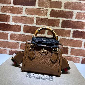 Gucci Diana Mini Tote Bag Brown Size 20 x 16 x 10 cm