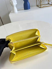 Louis Vuitton LV Zippy Wallet Size 19.5 x 10.5 x 2.5 cm - 3