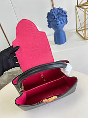 Louis Vuitton Capucines MM Size 31.5 x 20 x 11 cm - 4