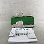Bottega Veneta Slippers White in Woven - 5